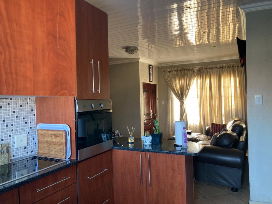 3 Bedroom Property for Sale in Tlhabane West North West